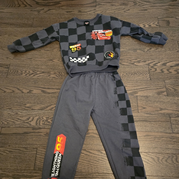 Lightning Mcqueen Matching Set - Picture 2 of 3